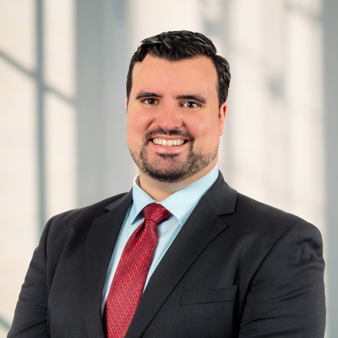 Rudy Perez Headshot | Mirus Capital Advisors