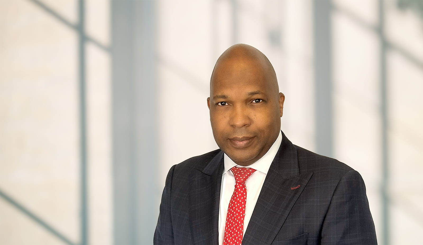 Roger Christopher Headshot | Mirus Capital Advisors